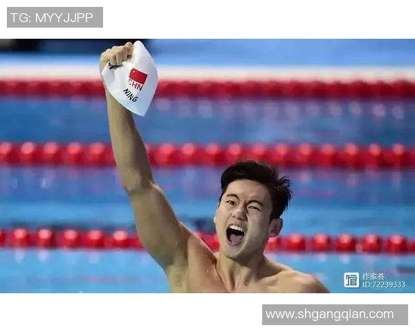 足球巨星伤疤背后的血泪与荣耀故事揭示拼搏真相